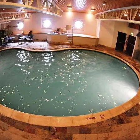 Mayfair 3*