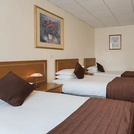 Mayfair 3*
