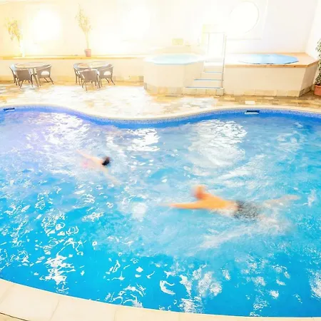 Mayfair Hotel